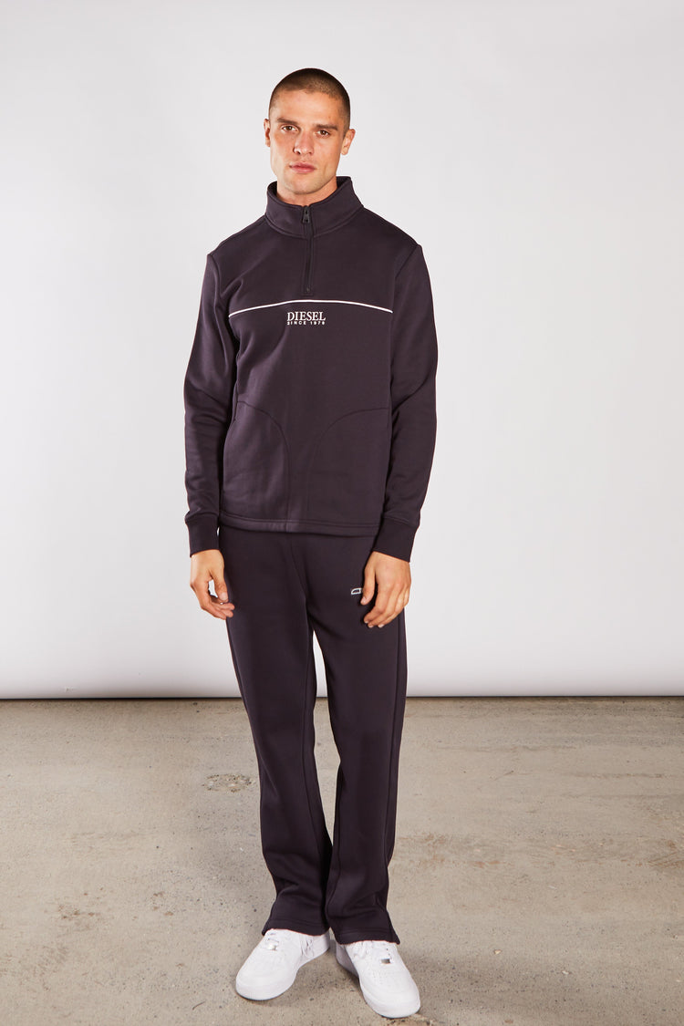 Allen Half Zip Deep Well