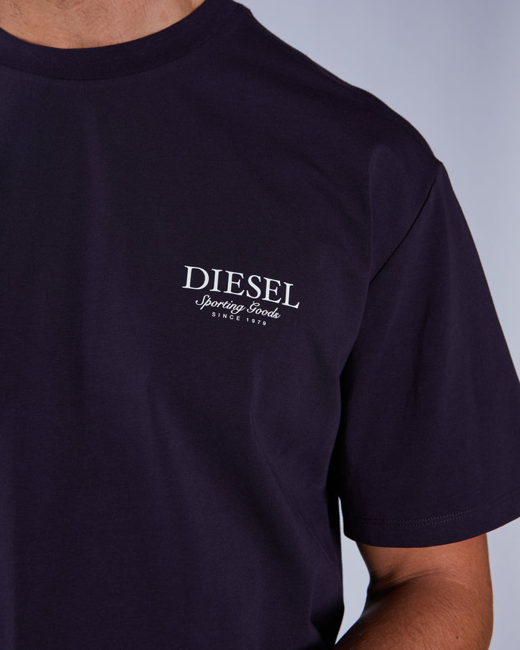 Armando Tee Deep Well