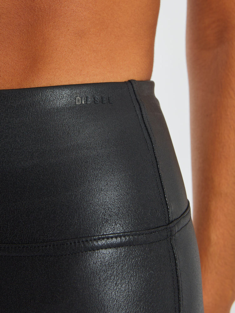 Brook Leather Look Black