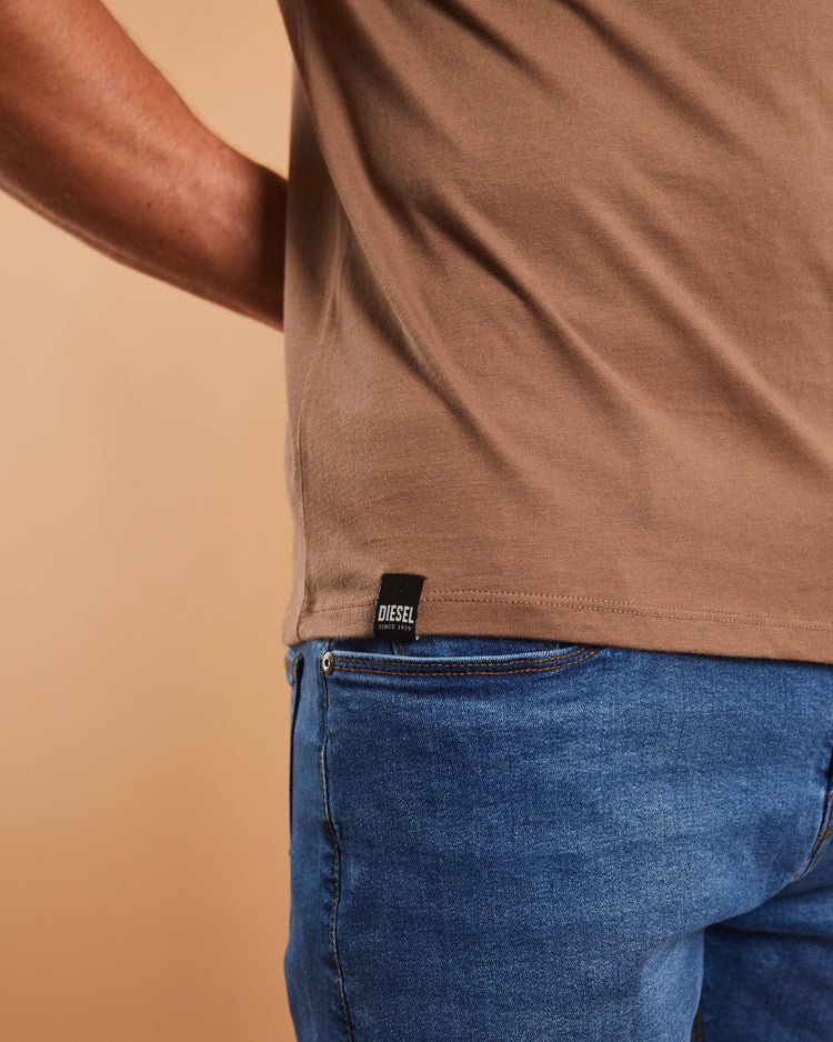 Basic Caden O Neck Tee Nutmeg Brown