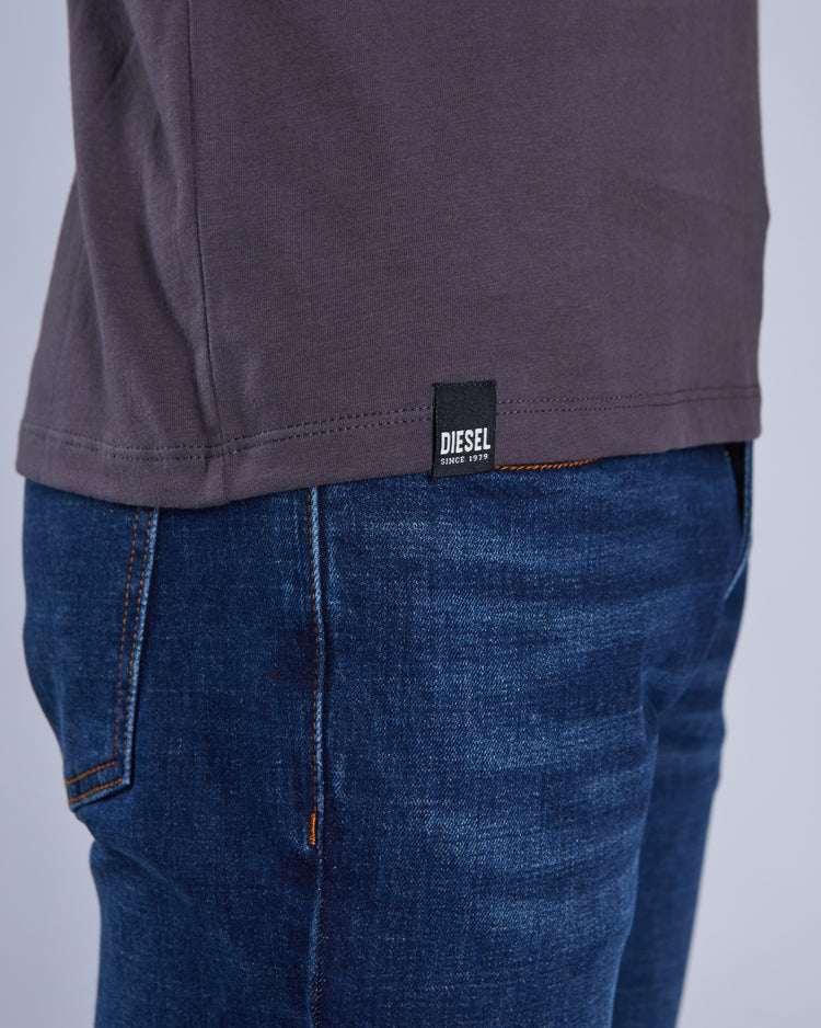 Basic Caden O Neck Tee Deep Grey