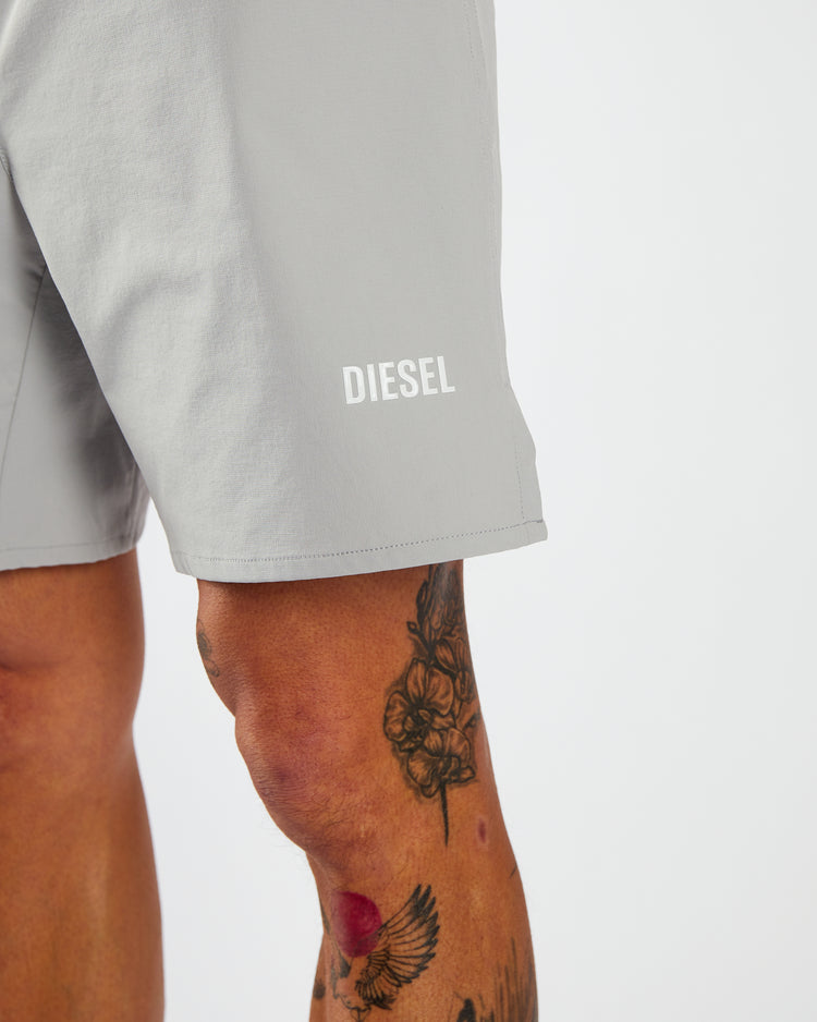 Elton Short Distant Grey