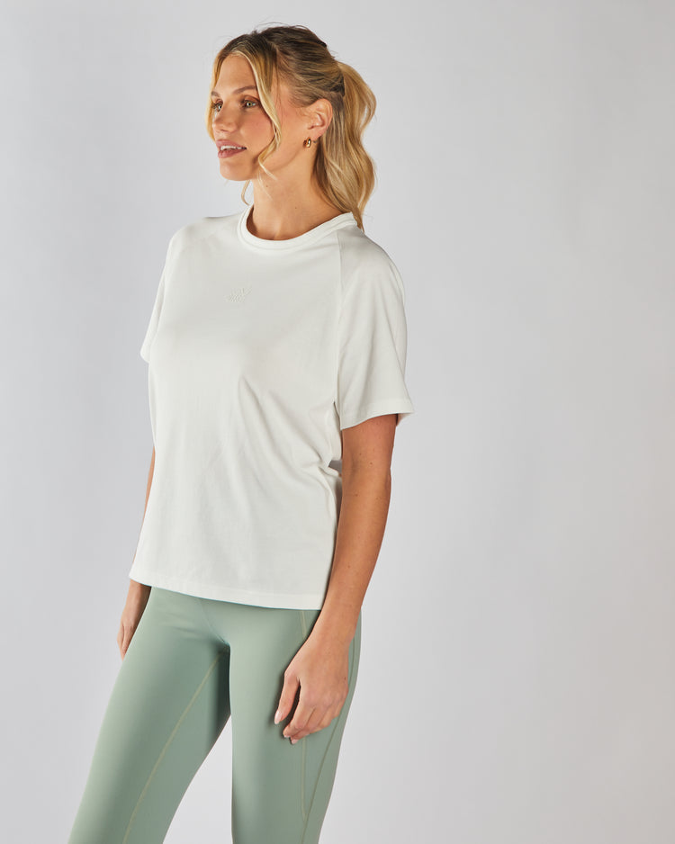 Gia T-Shirt Ivory