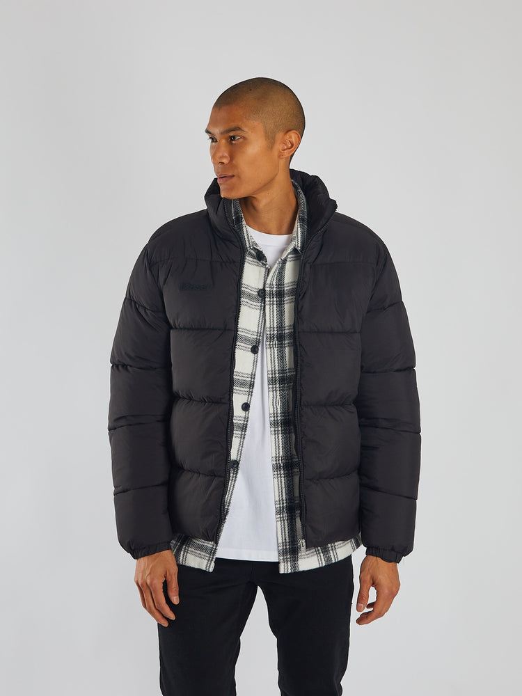 Mack Puffa Matte Black
