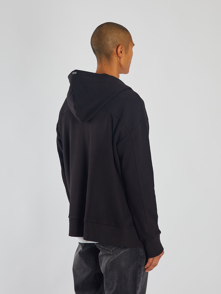 Marley Zipper Matte Black