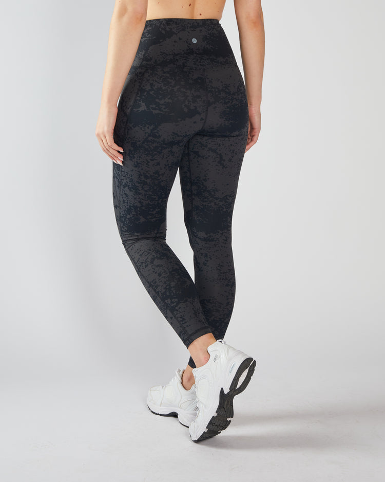 Nova Uhr Pant Black Acid Wash