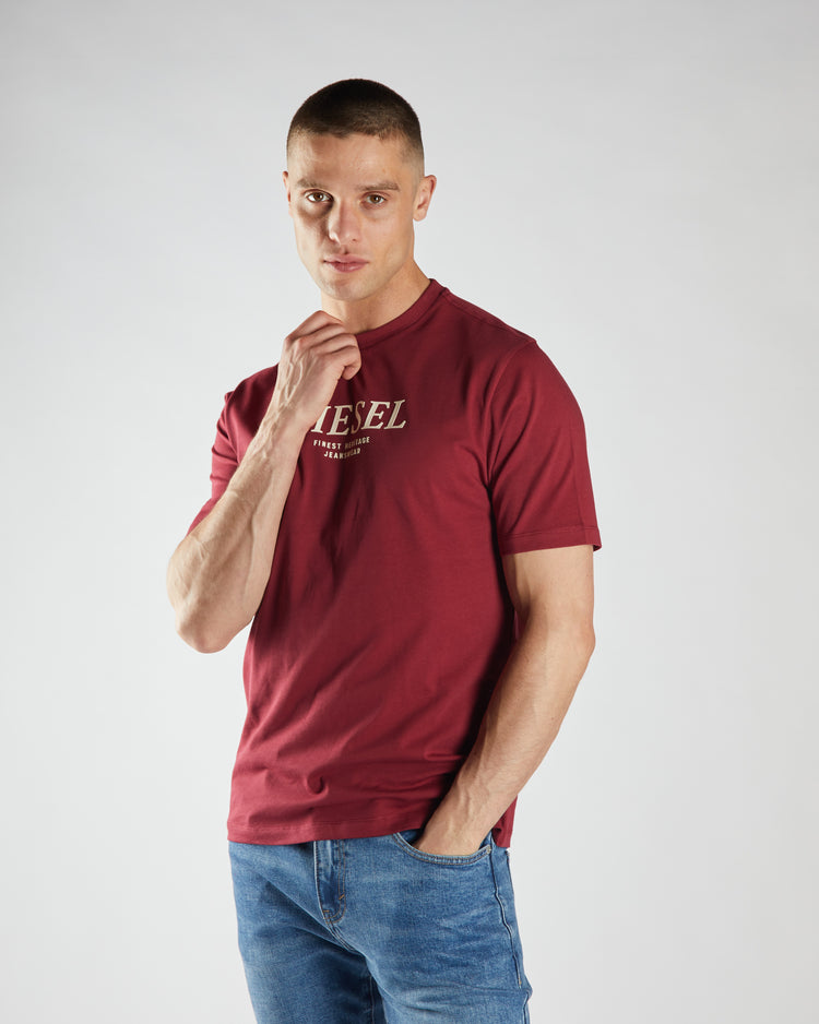 Peak Tee Tibetan Red