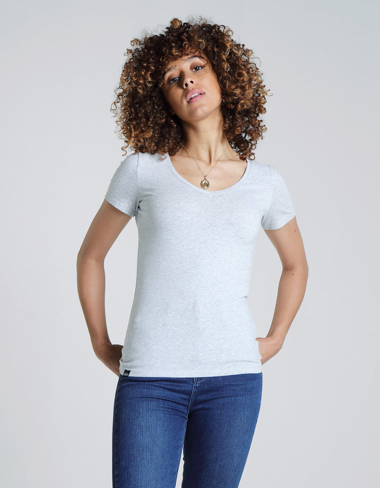 Clara V Neck Basic Pebble