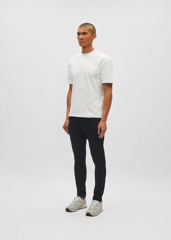 Saxon Skinny Black