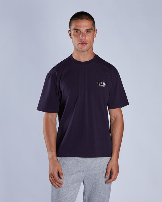 Armando Tee Deep Well