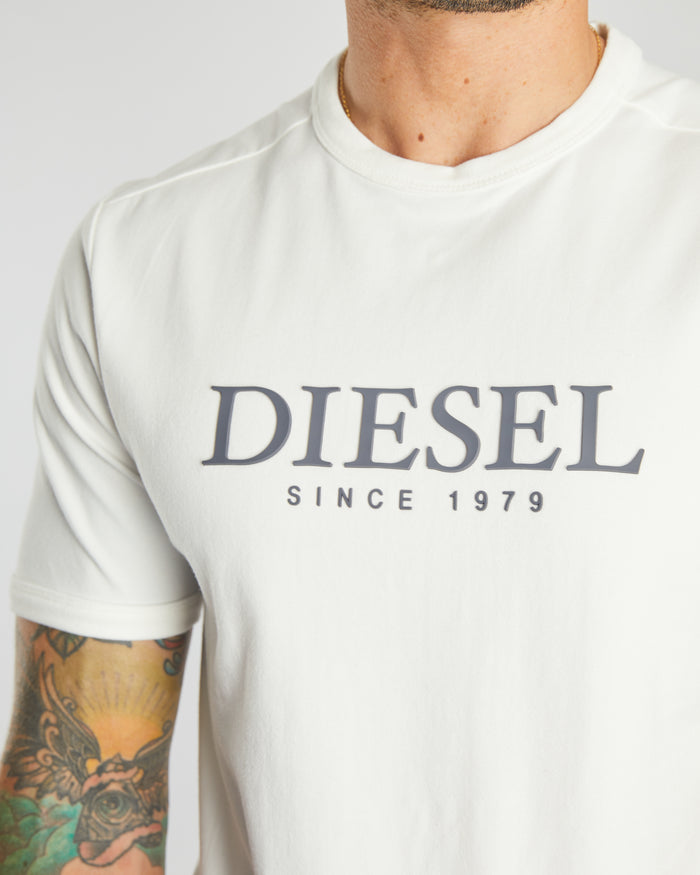 Benjamin Tee Solar White