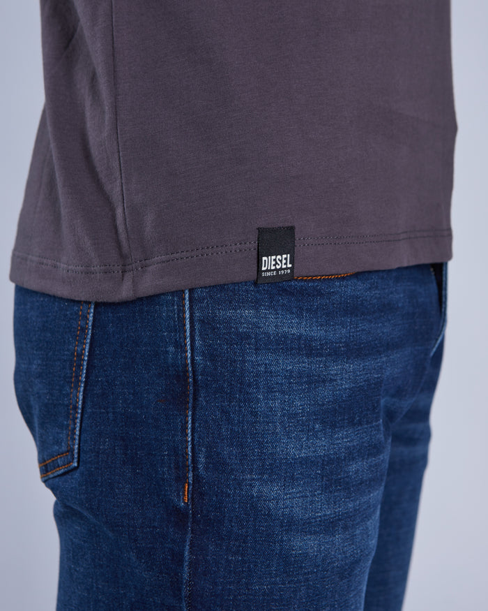 Basic Caden O Neck Tee Deep Grey