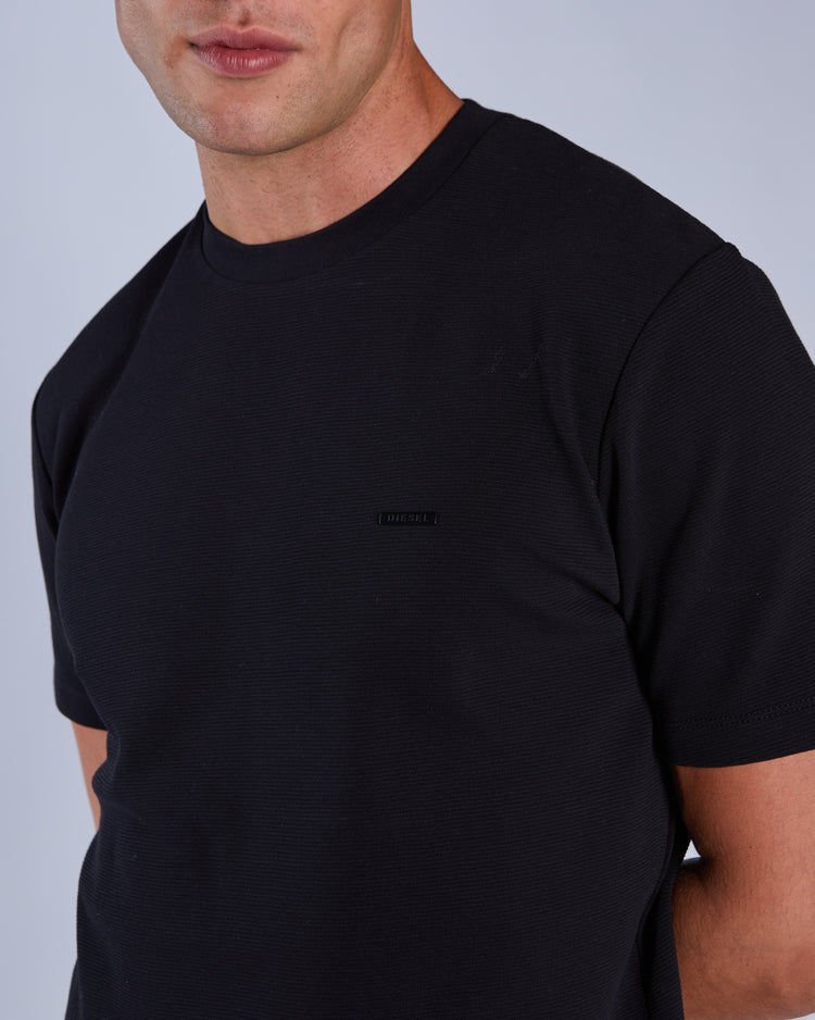 Davis Tee Black Tar