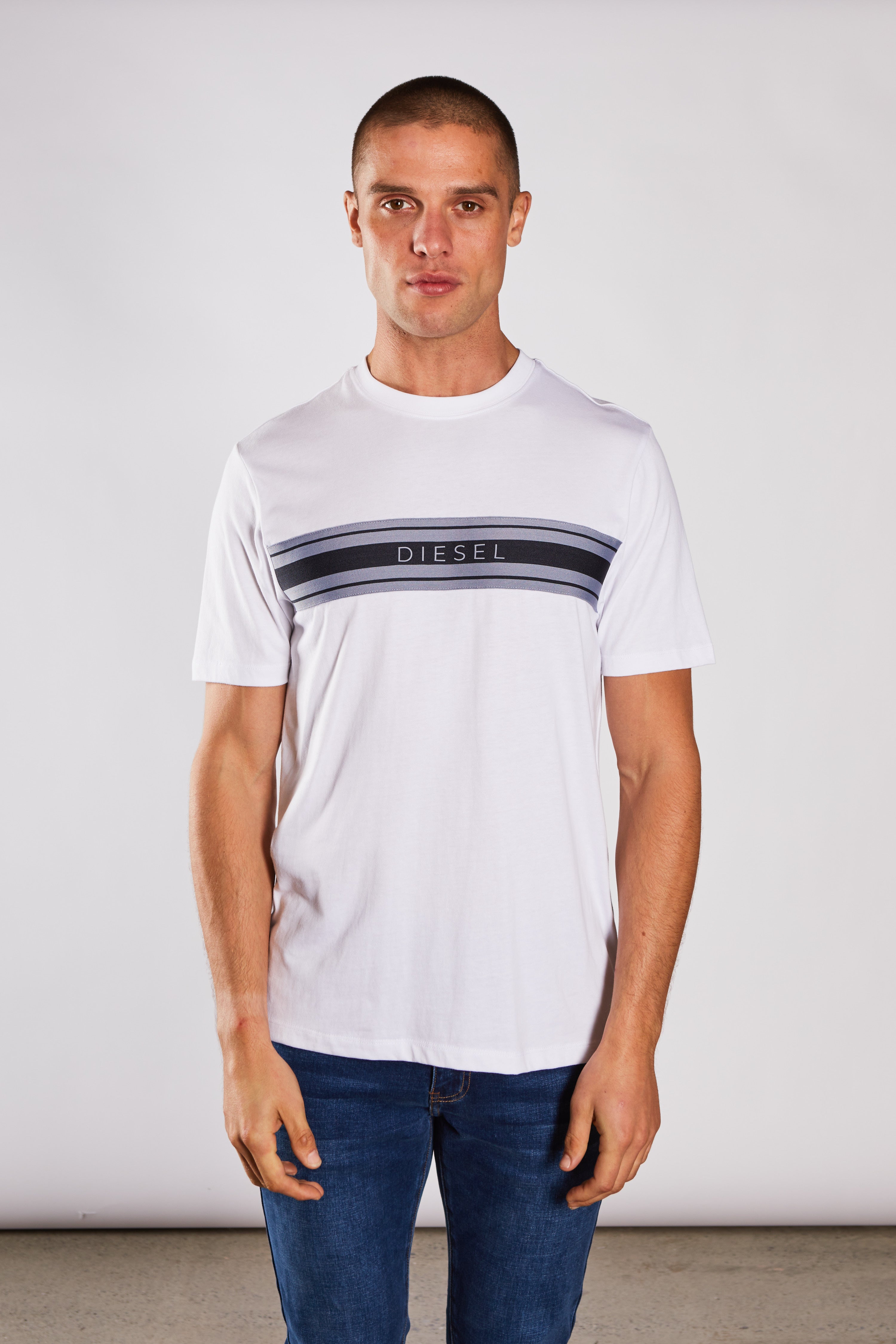 HENRY DUARTE Tシャツ Mサイズ Duarte Tee Salute Navy — Diesel.ie