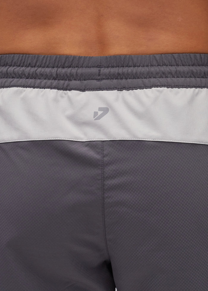 Hunter Short Dark Graphite