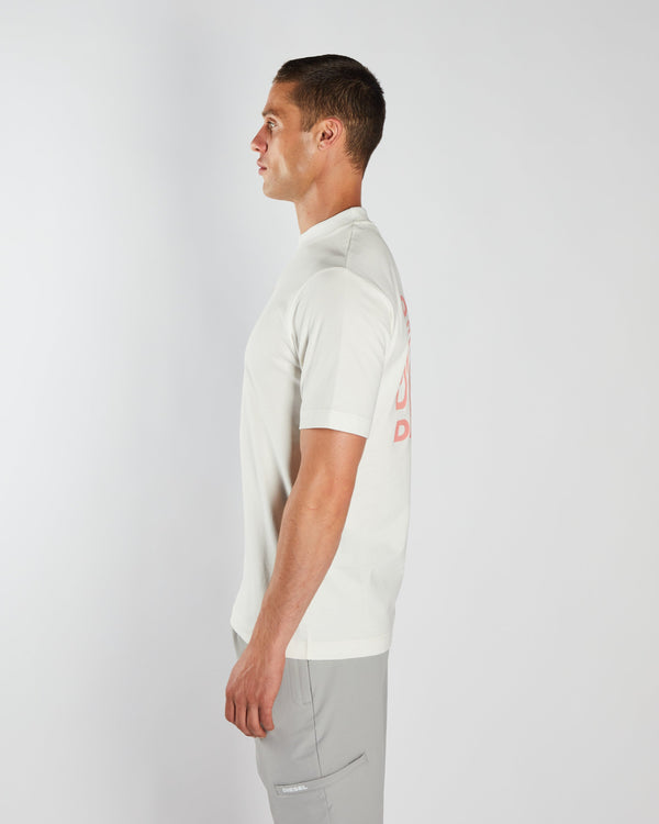 Immanuel Tee White Rum