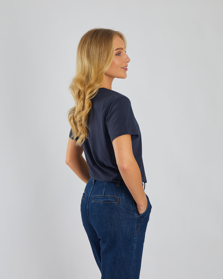 Jada Basic O Neck Navy Planet