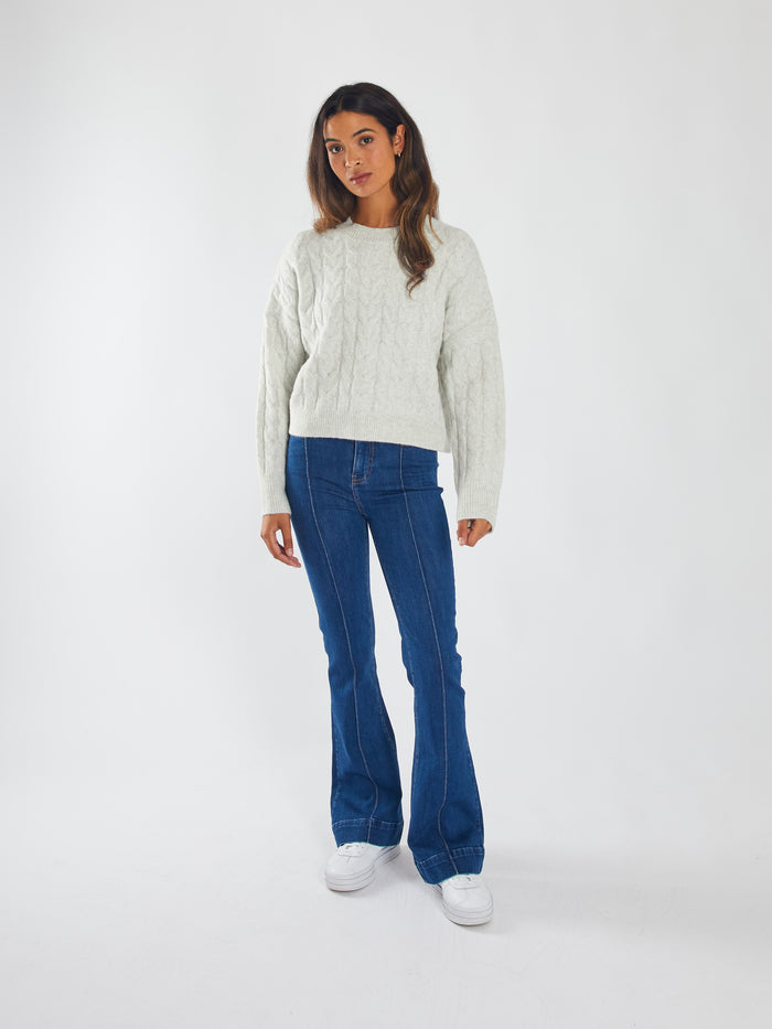 Madeline Knit Powder Grey