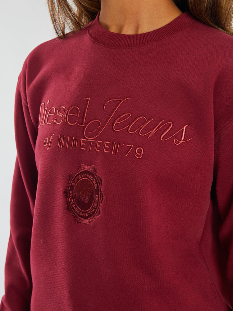 Madison Sweatshirt Cherry Lacquer