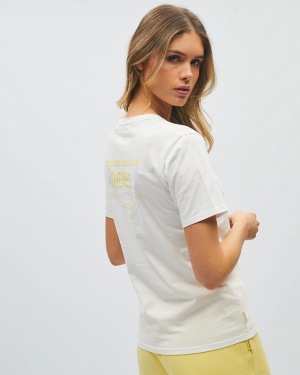 Mai Tee Studio White