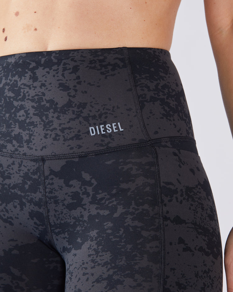 Maya Bicycle Short Black Acid Wash