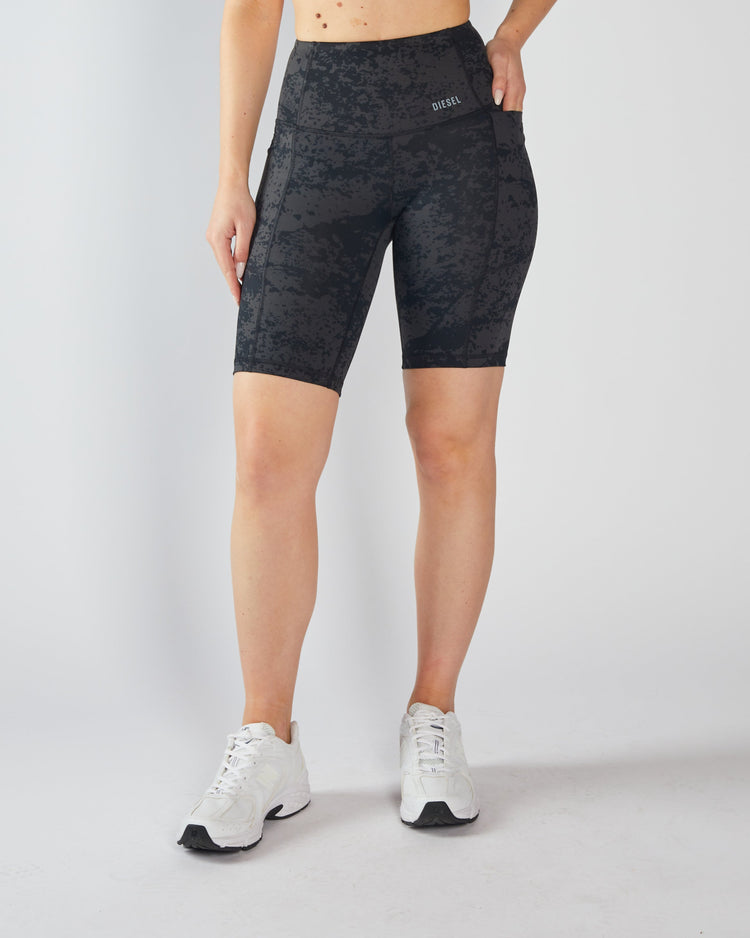 Maya Bicycle Short Black Acid Wash