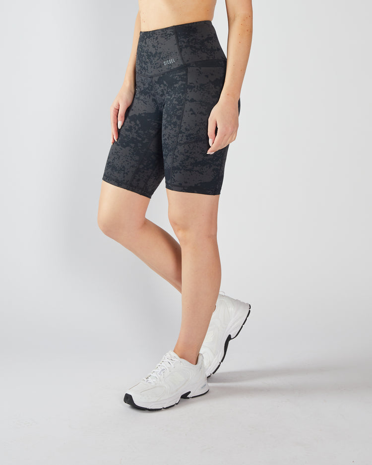 Maya Bicycle Short Black Acid Wash