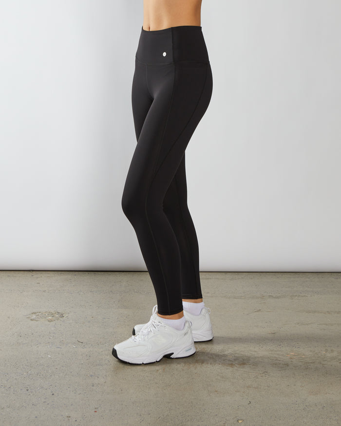 Mila UHR Pant Beetle Black