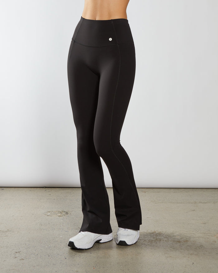 Nika UHR Glow Pant Beetle Black