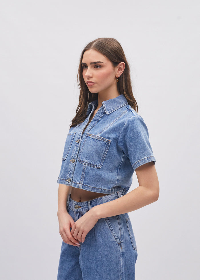 Nina Shirt Light Blue