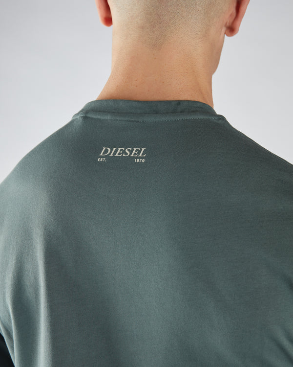 Peak Tee Lawn Green
