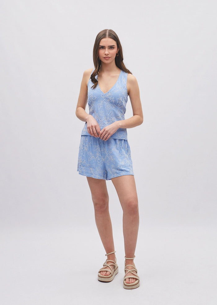 Stephanie Short Blue Daisy