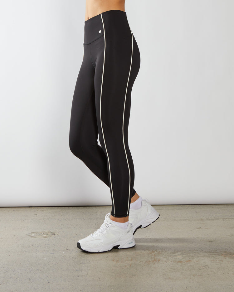 Sara UHR Pant Beetle Black