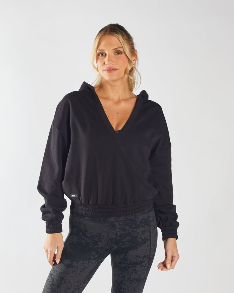 Sasha Crossover Hood Black