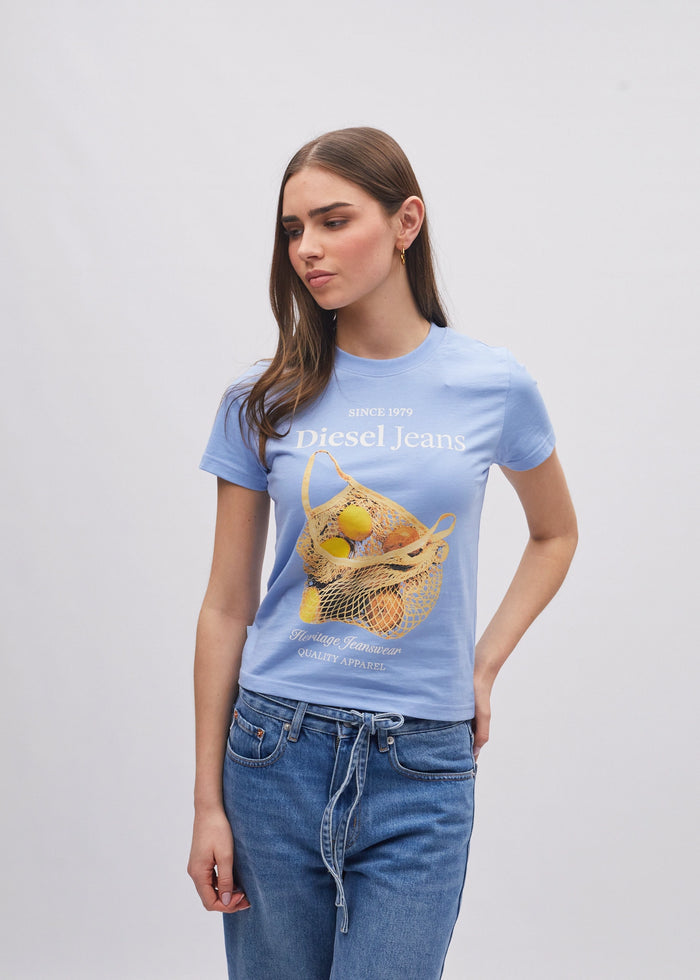 Solange Tee Blue Daisy