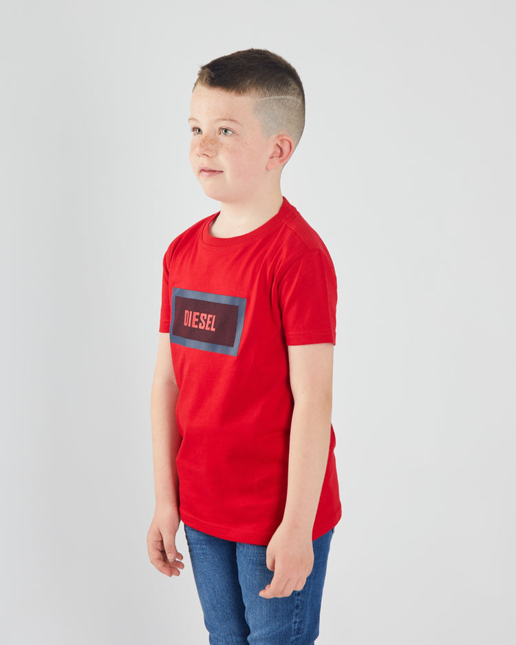 Cillian Tee Red