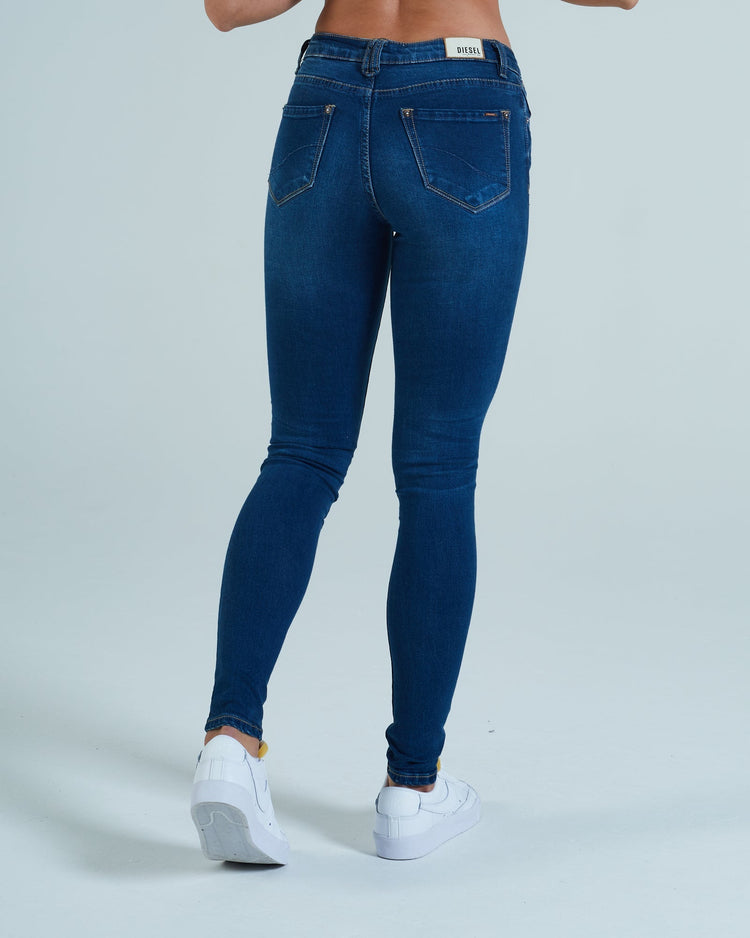 Carolina Classic Skinny Medium Blue