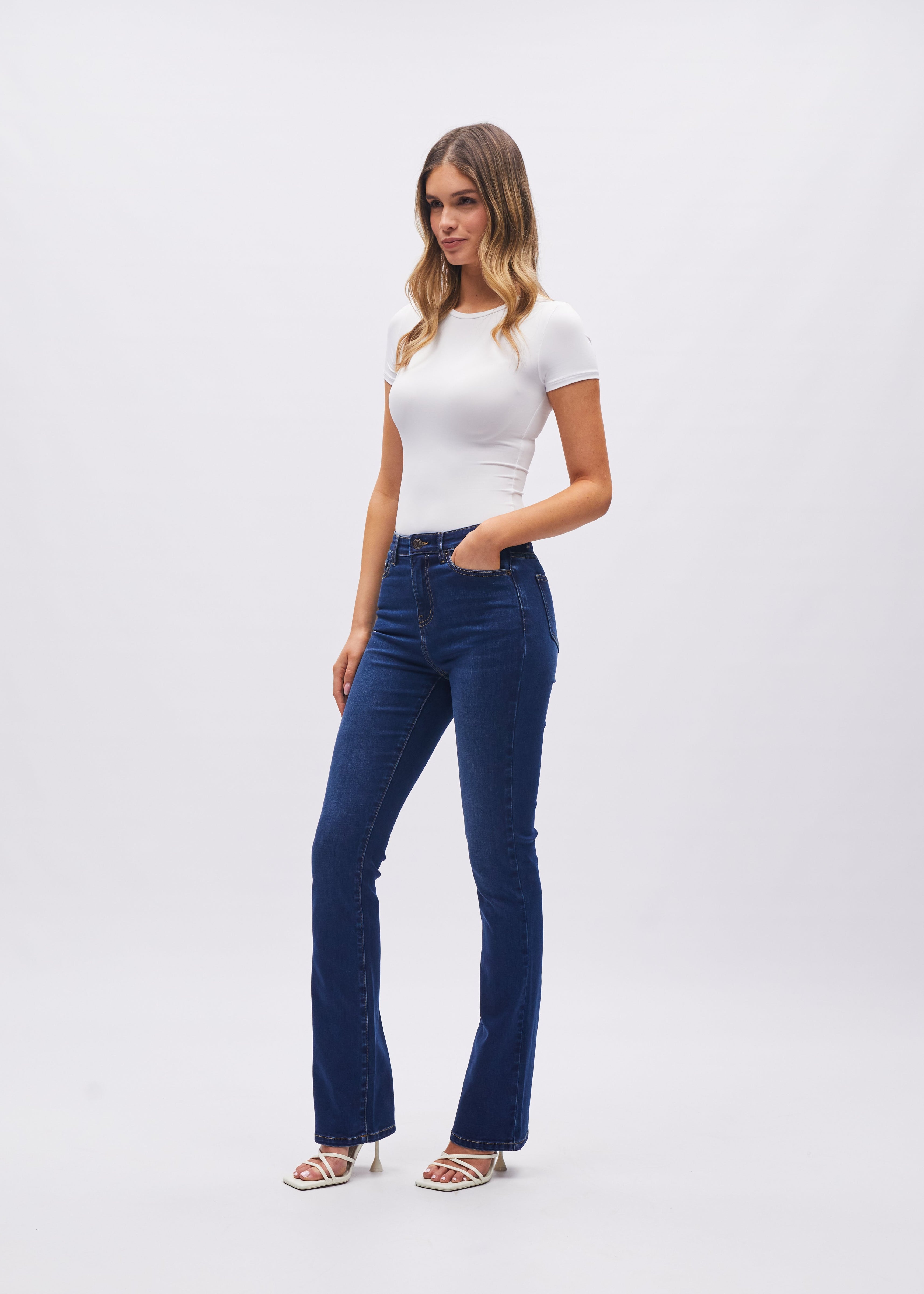 Gina Hr Bootleg Medium Blue Wash — Diesel.ie
