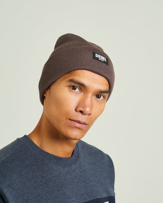 Ryley Hat Walnut Wood