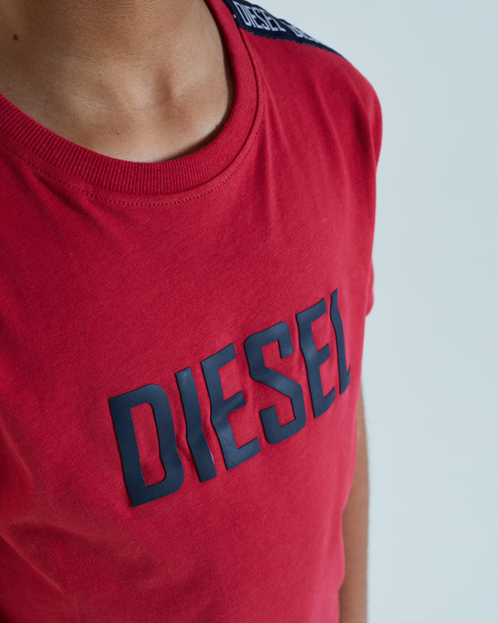 Cosmo Tee Red