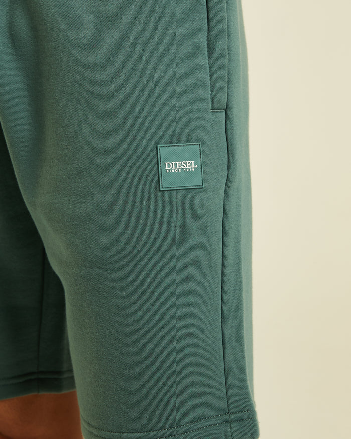 Vega Short Green Trail